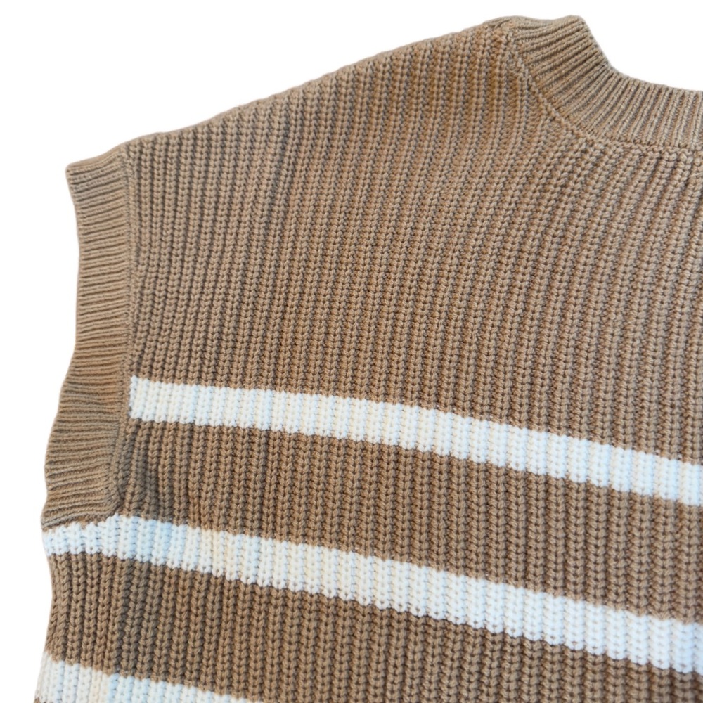 MOON and MADISON Sleeveless stripe Sweater Medium NEW Soft Flattering St… - Picture 7 of 7